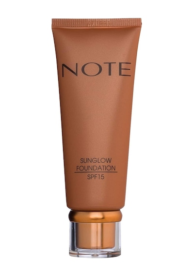 Note Cosmetics Sunglow 10 Işıltılı SPF15 Bronzlaştırıcı Fondöten