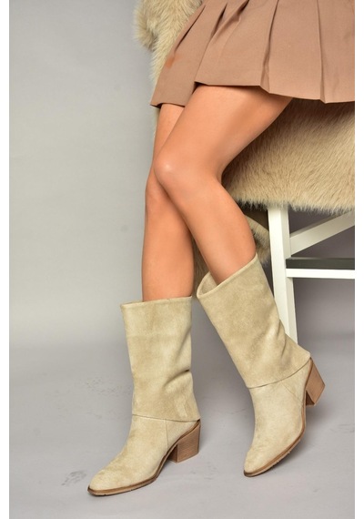 Fox Shoes T936042502 Bej Kalın Alçak Topuklu Kadın Bot Bej-süet Bej