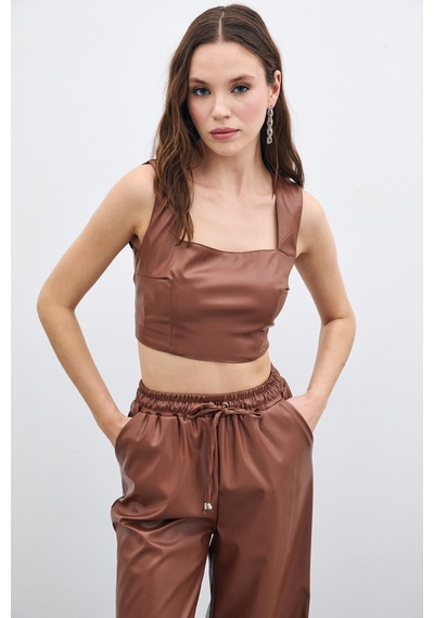 Sateen Kare Yaka Deri Crop - Kahve-135668 Kahve