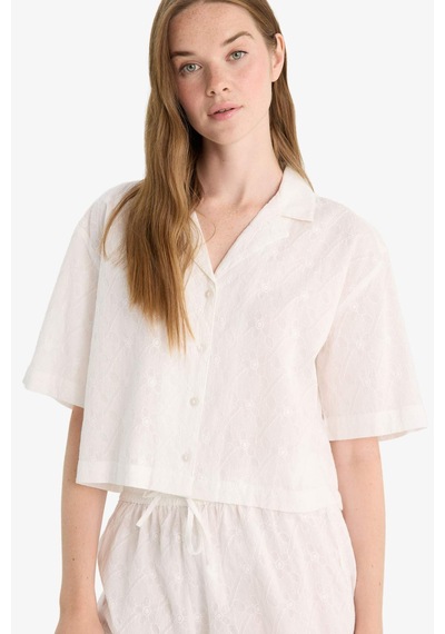 Defacto Oversize Geniş Kalıp Pijama Yaka Nakışlı Brode Kısa Kollu Gömlek B9022ax25smwt32 Beyaz