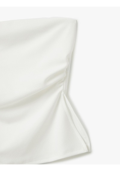 Koton Krep Scuba Kumaş Drape Detaylı Asimetrik Straplez Üst Beyaz 5sak10017ek Beyaz
