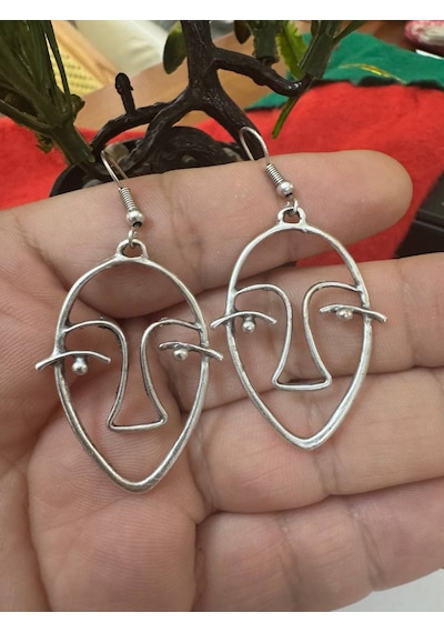 Minimal Soyut Yüz Figürlü Gümüş Renk Unisex Günlük Küpe Çok Renkli