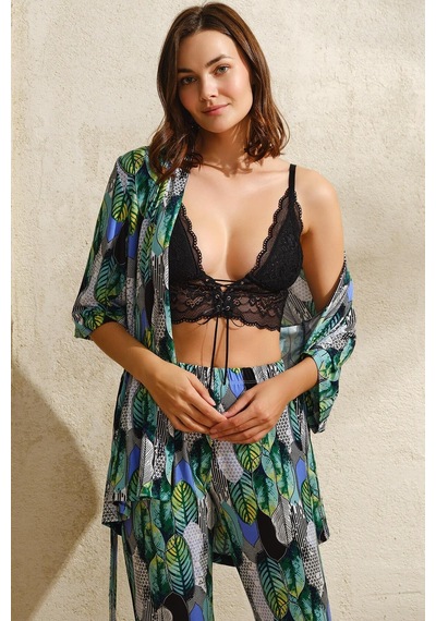 Anıl 5748 Kadın Viskon Yaprak Baskılı Sabahlık Balensiz Desteksiz Dolgusuz Dantelli Bralet Sütyen Ve Pantolon Pijama 3'lü Takım 001 Anıl 5748 Kadın Viskon Yaprak Baskılı Sabahlık Balensiz Desteksiz Dolgusuz Dantelli Bralet Sütyen Ve Pantolon Pijama 3'lü Takım 001