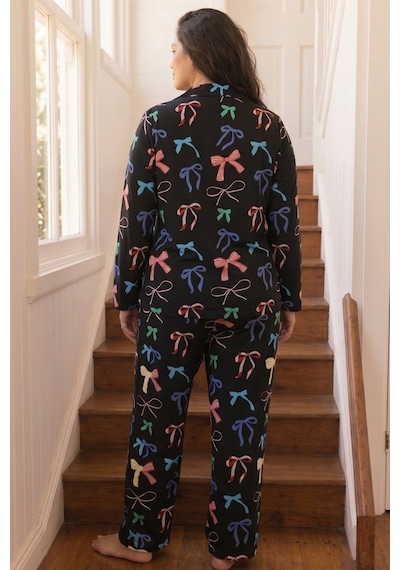 Siyah İnci Desenli Termal Kumaşlı Ultra Soft Yumuşak Büyük Beden Battal Boy Düğmeli Örme Pijama Takımı 26226504 Siyah Siyah İnci Desenli Termal Kumaşlı Ultra Soft Yumuşak Büyük Beden Battal Boy Düğmeli Örme Pijama Takımı 26226504 Siyah