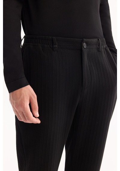 Avva Erkek Siyah Yanı Lastikli Bi-stretch Hafif Çizgili Slim Fit Pantolon A52y3204