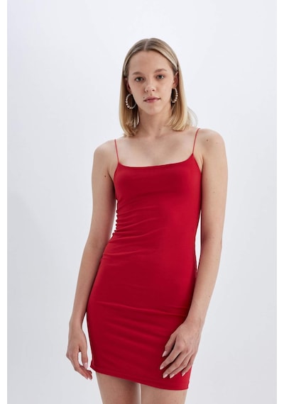 DeFacto Bodycon Kare Yaka Kırmızı Askılı Mini Elbise D3265AXNSRD62 DeFacto Bodycon Kare Yaka Kırmızı Askılı Mini Elbise D3265AXNSRD62