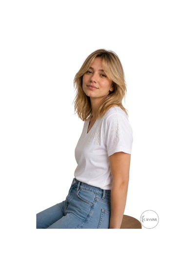 Cassime Kadın Omzu Çiçek Nakış Pul Payet İşleme Pamuk T-shirt Beyaz