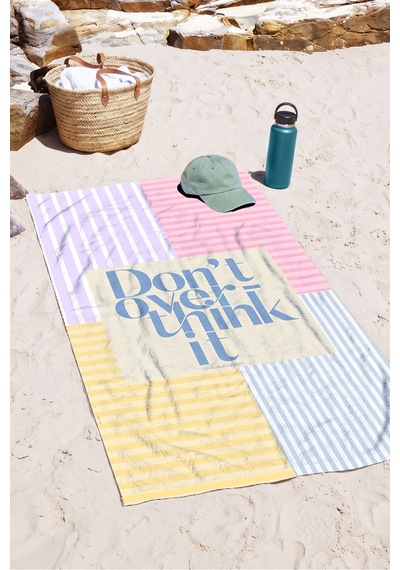 Çizgili Renk Bloklu Dont Overthink Plaj Havlusu - Pastel Akdeniz Stil Hızlı Kuruyan Mikrofiber Havlu Dalgın Mercan Çizgili Renk Bloklu Dont Overthink Plaj Havlusu - Pastel Akdeniz Stil Hızlı Kuruyan Mikrofiber Havlu Dalgın Mercan