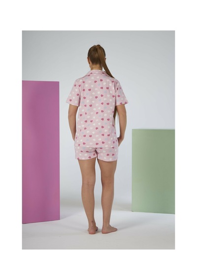 Estiva Kadın Yazlık Kalp Desenli Önden Düğmeli Şortlu Penye Lycra Pijama Takımı PEMBE