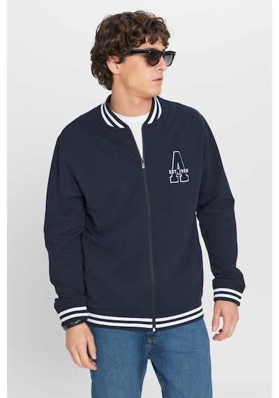 AC&Co / Altınyıldız Classics Erkek Lacı 2 İplik Pamuklu Standart Fit Normal Kesim Fermuarlı Kolej Yaka Yan Cepli Sweatshirt Lacı AC&Co / Altınyıldız Classics Erkek Lacı 2 İplik Pamuklu Standart Fit Normal Kesim Fermuarlı Kolej Yaka Yan Cepli Sweatshirt Lacı