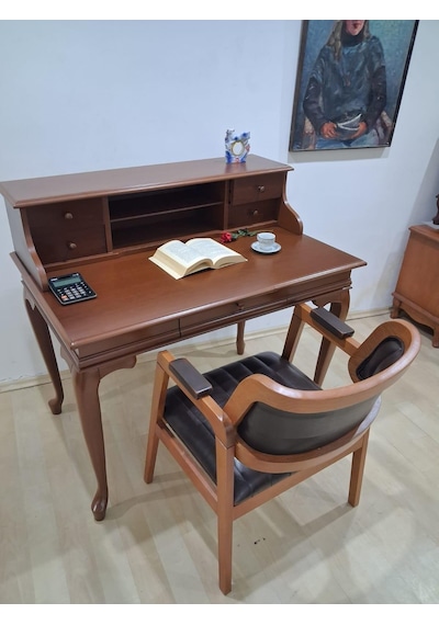 Çalışma Masa 90660 Klasik Takım Dilimli Sandaly Lüks Klasik Ceviz Renk Model Kahverengi Çalışma Masa 90660 Klasik Takım Dilimli Sandaly Lüks Klasik Ceviz Renk Model Kahverengi