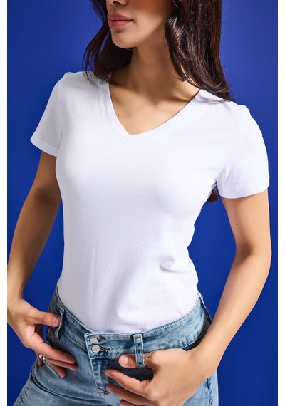 Itsbasic Kadın Beyaz S6-2 V Yaka %100 Organik Pamuk Esnek Kumaş T-shirt