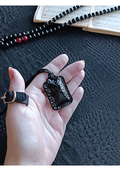 Küçük Dörtgen Cevşen Dualı Kolye Muska Hakiki Deri El Yapımı Xs P Çok renkli 00998850