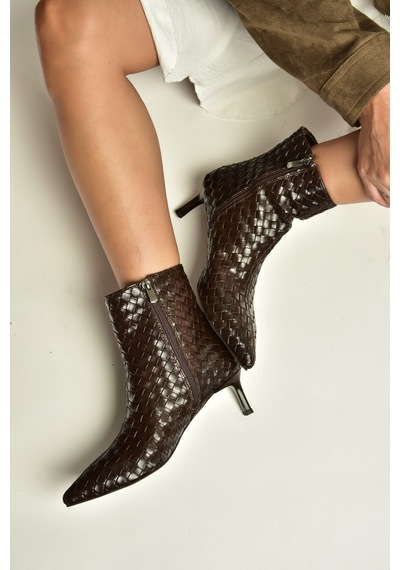 Fox Shoes Z676588909 Kahverengi Örgü Detaylı Kitten Topuklu Bilek Boy Kadın Bot