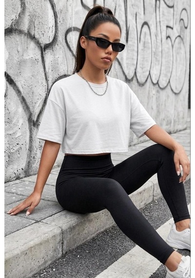 Cezyy Bisiklet Yaka Basic Oversize Crop Tişört - Pamuklu Rahat Kesim Beyaz