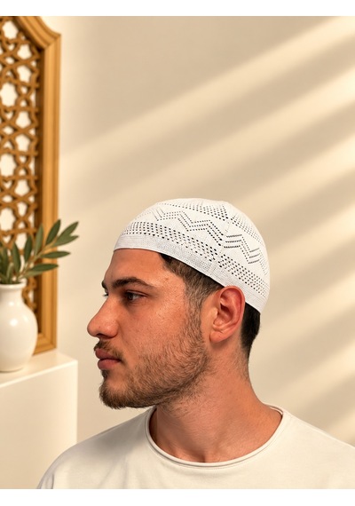 Erkek Namaz Takkesi Zikzak Desenli Standart Beden Mv001 Hac Umre Ve Günlük Kullanım Takkesi Beyaz