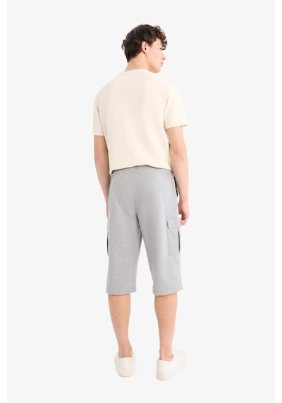 DeFacto Slim Fit Dar Kesim Kargo Cepli Basic Düz Kapri Şort T4693AZ25SMGR210