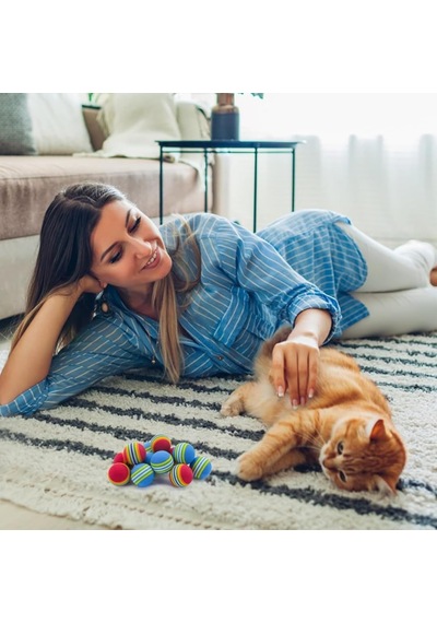 Kedi Oyuncak Topu 4 Lü Sünger Top Seti Renkli Ve Hafif Köpük Toplar Dayanıklı, Güvenli Ve Eğlenceli Kedi Oyun Topları Evcil Hayvan Etkinlik Oyuncağı