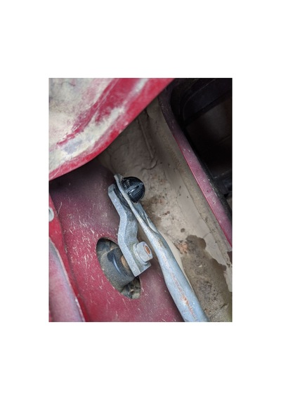 1998 Subaru Forester Silecek Bağlantı Kolu Burcu