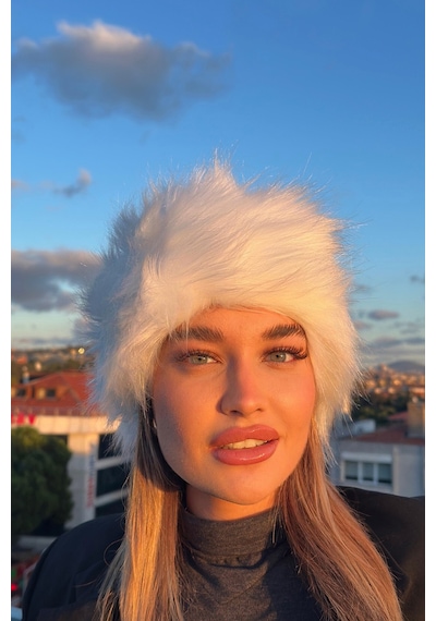 Mollycrush Kadın Beyaz Peluş Kürk Şapka Rus Tarzı Premium Kışlık Model Beyaz