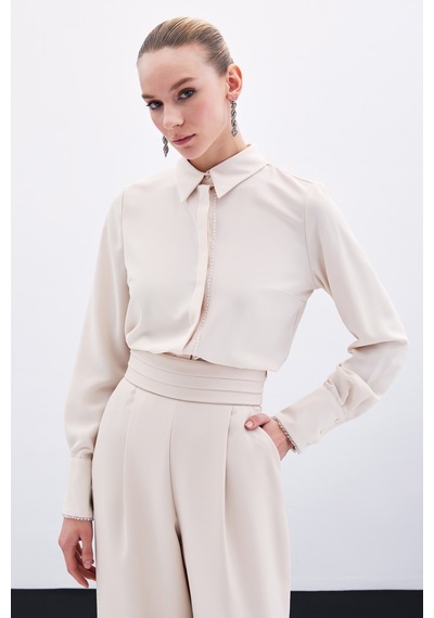 Sateen Boncuk Aksesuarlı Gömlek - Bej-135926 Bej