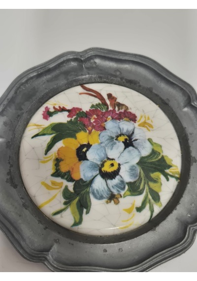 Vintage Zınn Çerçeveli Dekoratif Çiçek Temalı Duvar Tabağı 10cm 011