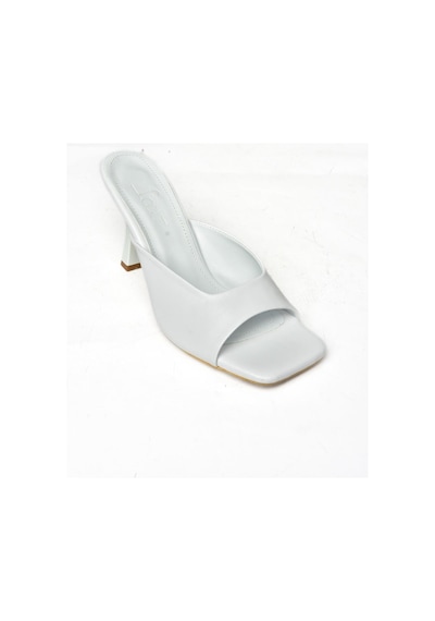 Fox Shoes S590033109 Beyaz İnce Topuklu Kadın Terlik Beyaz