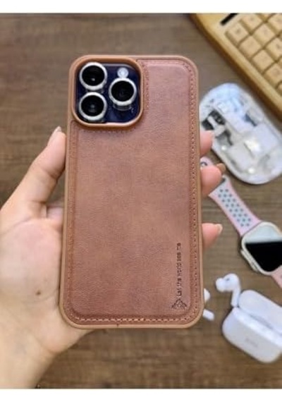 Premium Deri Dokulu Darbelere Karşı Dayanıklı Nazal Silikon Kılıf Kahverengi İphone 14 Pro Max İle Uyumlu