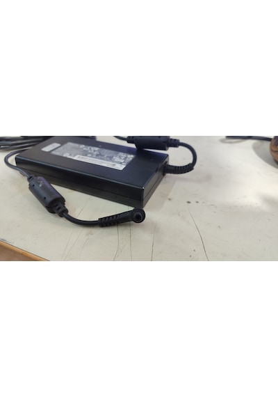 Chicony A17-180p4a Adaptör Standart Uç
