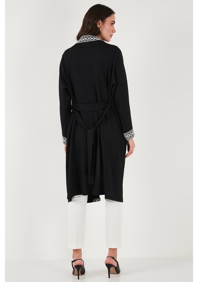 Lela Modest Regular Fit Bağlamalı Nakışlı Tesettür Uzun Kimono Bayan Hırka 5866173 Siyah