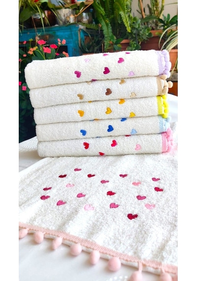 Annem 30x50 Cm. Çeyizlik 6'lı Set Kalp Nakışlı Ponponlu Bukle Lüks Havlu Seti Çok Renkli