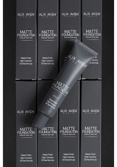 Uzun Süre Kalıcı Doğal Mat Bitişli E Vitamini İçeren Mat Fondöten - Matte Foundation 401 Soft Ivory Çok Renkli