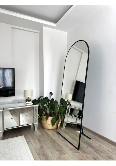 Effe Siyah Metal Çerçeveli 180x80 Cm Oval Ayaklı Boy Aynası