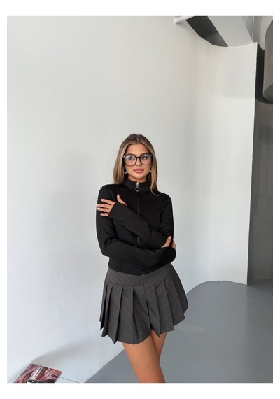 Kechi Woman Dalgıç Kumaş Cepli Fermuarlı Parmak Geçmeli Crop Siyah
