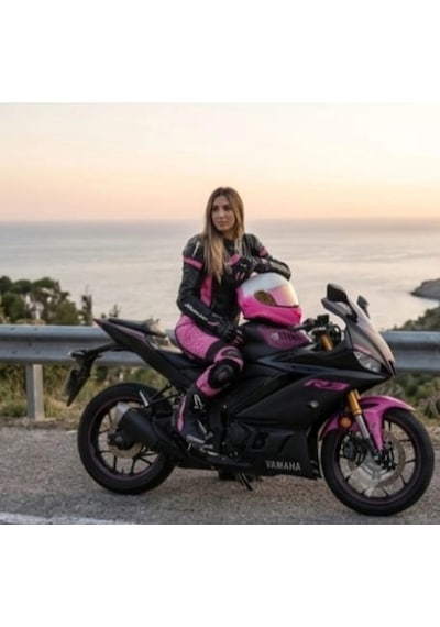 X340 Sweet Women Pembe-beyaz Kapalı Model Kask Güneş Vizörlü