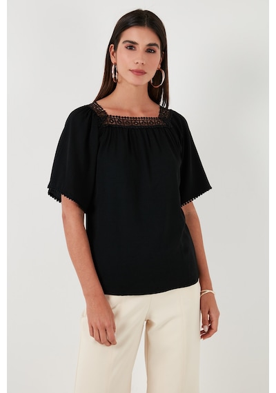 Lela Güpürlü Regular Fit Kare Yaka Bayan Bluz 5869003 Siyah