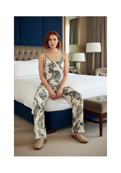 Ersefa Kadın Viskon Kaplan Baskılı Pijama Takımı Fonksiyonel Dayanıklı K Krem