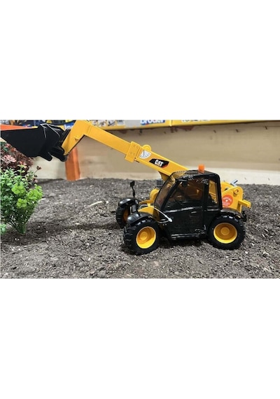 Bruder Caterpillar Oyuncak Kepçeli Teleskopik