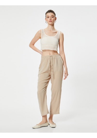 Koton Crop Paça Pantolon Beli Bağlamalı Cepli Bej 4sak40112pw Ekru