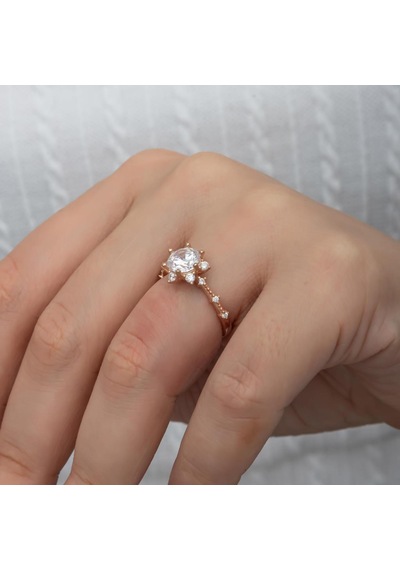 Prenses Model Rose Kaplama Zirkon Taşlı Gümüş Tektaş Yüzük