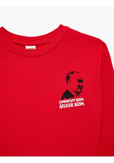 Koton Atatürk Baskılı Cumhuriyet Temalı Pamuklu Bisiklet Yaka Uzun Kollu Tişört Kırmızı 7wmb10178tk