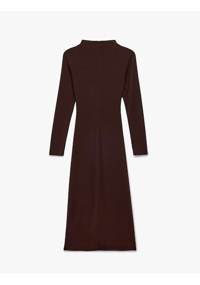 Koton Koton X Sibil Çetinkaya - Uzun Kollu Dik Yaka Metal Aksesuarlı Slim Fit Maxi Elbise Kahverengi 7wak80008fk Kahve