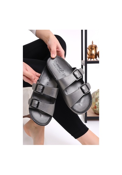 Mlx 10651 Çift Toka Kadın Terlik Comfort Anatomik Kadın Ev Dışarı Terliği- Platin