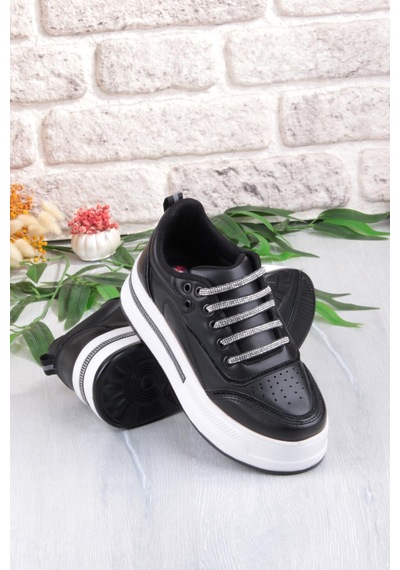 Fort 07319 Flet Taş Aksesuar Bağcıklı Kalın Taban Sneaker Kadın Ayakkabı Siyah - Beyaz Fort 07319 Flet Taş Aksesuar Bağcıklı Kalın Taban Sneaker Kadın Ayakkabı Siyah - Beyaz