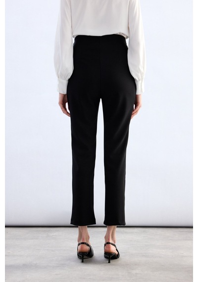 Sateen Bel Aksesuarlı Pantolon - Siyah-136830 siyah