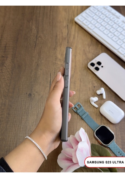 Samsung Galaxy S23 Ultra Uyumlu Mat Sert Klein Kılıf Beyaz