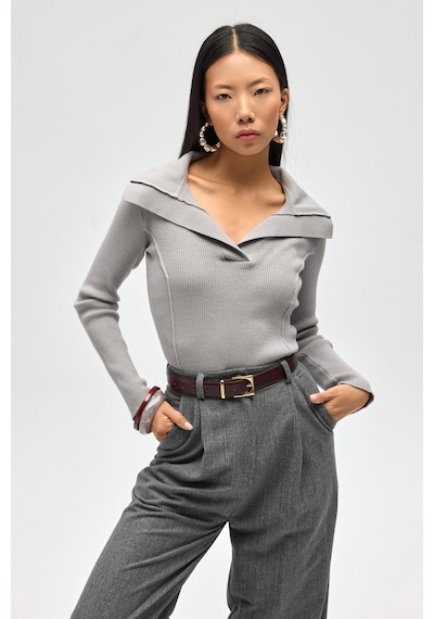 Mai Collection Mai Studios Co. İnari Polo Yaka Gri Triko Kazak gri