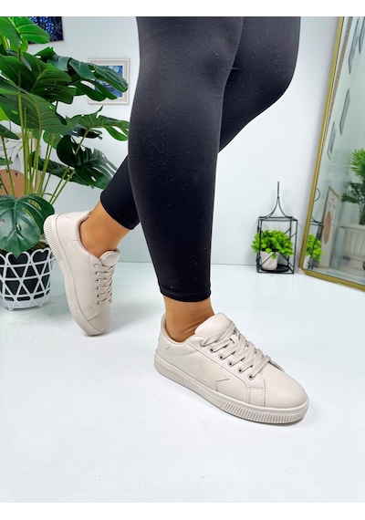 Günlük Kadın Sneaker Bağcıklı Yıldız Detaylı Tırtıklı Taban Oval Burunlu Rahat Spor Ayakkabı 602 Bej Günlük Kadın Sneaker Bağcıklı Yıldız Detaylı Tırtıklı Taban Oval Burunlu Rahat Spor Ayakkabı 602 Bej