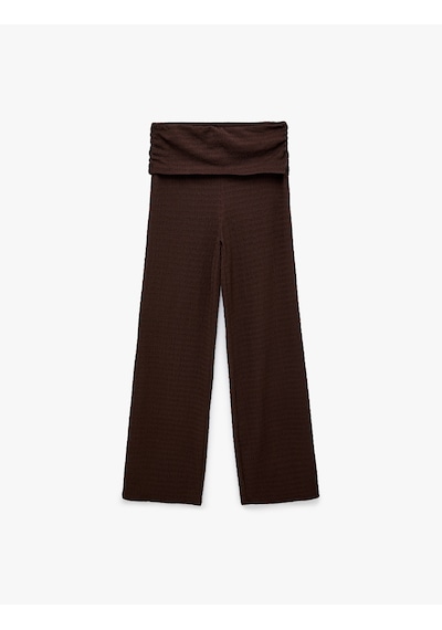 Koton Bürümcük Kumaş Dokulu Belden Kat Detaylı Düz Bol Paça Pantolon Kahverengi 6sak40133ek Kahve Koton Bürümcük Kumaş Dokulu Belden Kat Detaylı Düz Bol Paça Pantolon Kahverengi 6sak40133ek Kahve