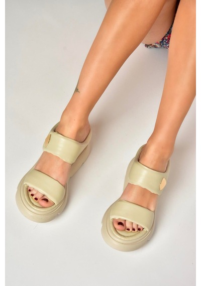 Fox Shoes U312254509 Bej Kalın Tabanlı Kadın Terlik Bej-suni Deri Bej